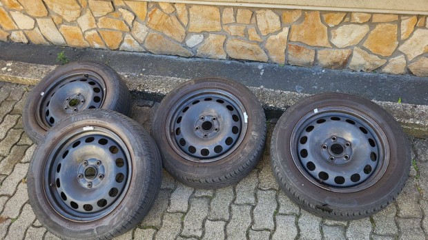 Volkswagen Audi Skoda aclfelni lemezfelni 4db 5x112 6,5x16 gumival