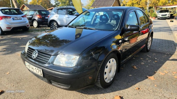 Volkswagen Bora 1.4 Trendline Vonhorg!