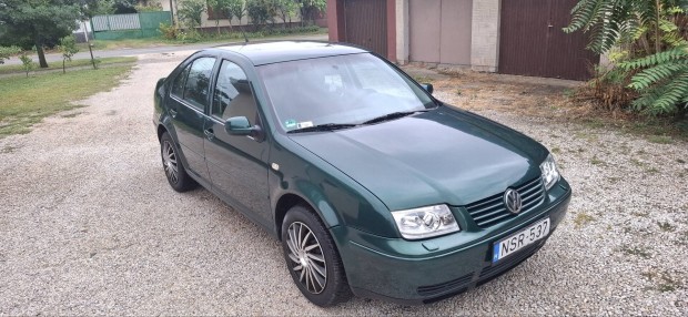 Volkswagen Bora 1.6 8V Highline 210.000 KM Klima Űllésfűtés Friss Mű