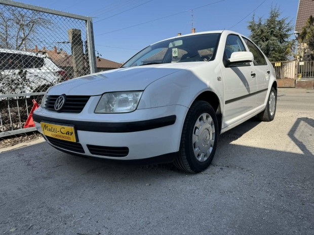 Volkswagen Bora 1.6 Comfortline Von�horog.Kl�ma!!