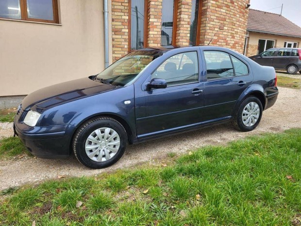 Volkswagen Bora 1.6 Pacific