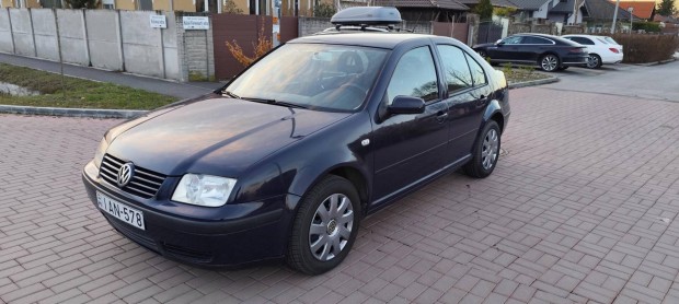 Volkswagen Bora 1.6 Trendline Megkmlt!