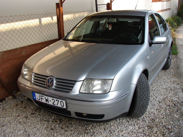 Volkswagen Bora 1,6 elad�!