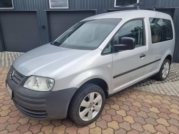 Volkswagen Caddy 1.4 Life Color Concept Klma!...