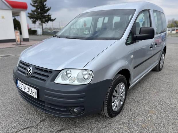 Volkswagen Caddy 1.6 Life Xtra 7szem�ly.2 oldal...