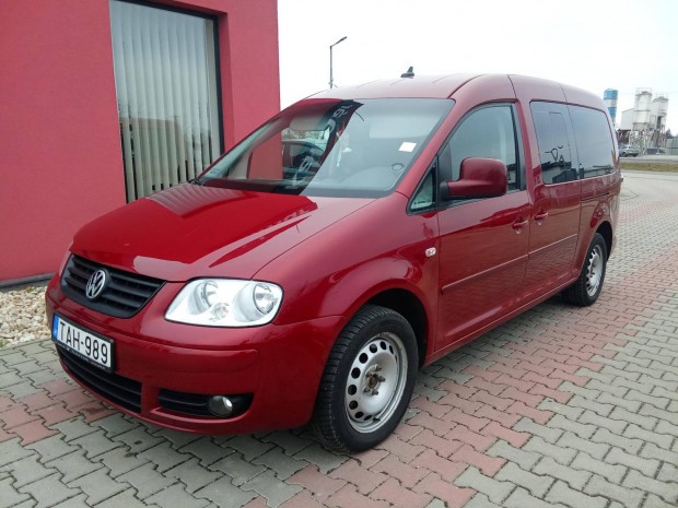 Volkswagen Caddy 2.0 TDI Maxi Life DPF Gyri na...