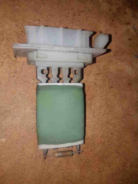 Volkswagen Caddy III 03-09 Fts Ellenlls