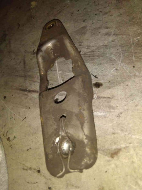 Volkswagen Caddy III 03-09 Kuplung Kinyom� Villa