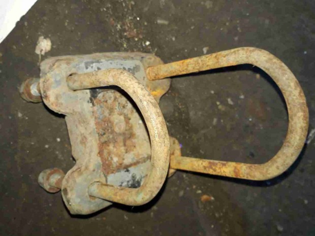 Volkswagen Caddy III 03-09 Rug Tart Kengyel / Cuppnt