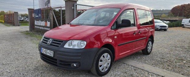 Volkswagen Caddy LIFE 7 Szemlyes.Vonhorog