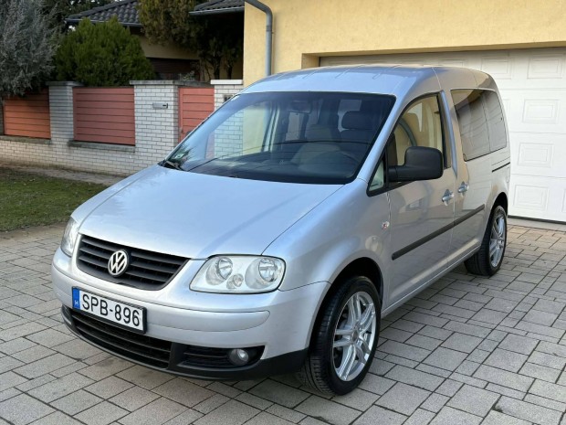 Volkswagen Caddy LIFE Megk�m�lt �llapot Kl�ma-...