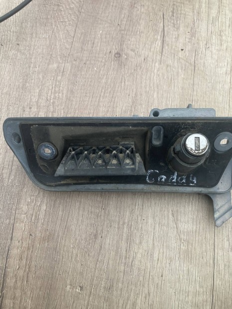 Volkswagen Caddy bal hátsó csomagtérajtó kilincs(2016- )