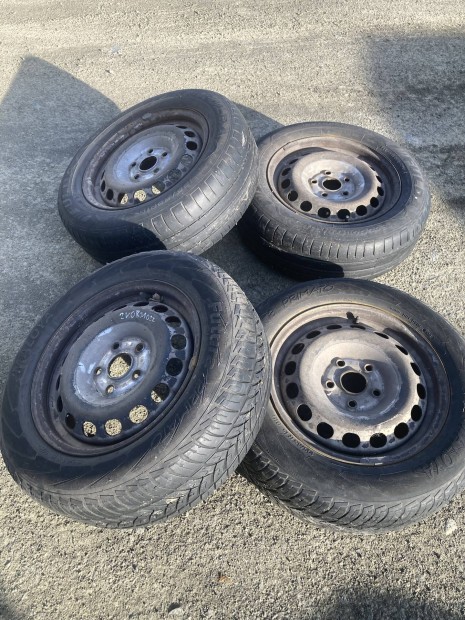 Volkswagen Caddy lemezfelni garnitúra g