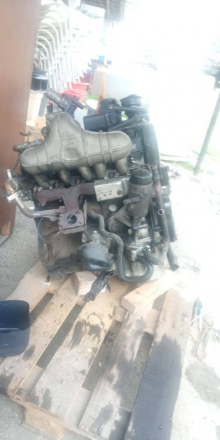 Volkswagen Crafter 2.5 motor alkatrésznek