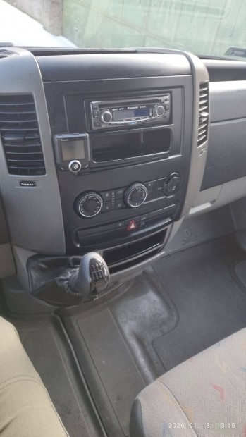 Volkswagen Crafter megkim�lt �llapotban  friss m�szakival  elad�