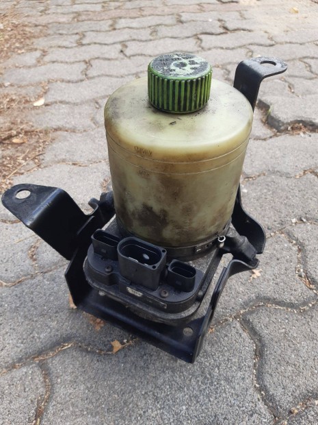 Volkswagen Fox Kormnyszerv motor (hidraulikus)