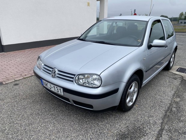 Volkswagen Golf 1.4 Euro klma.alufelni.lsfts