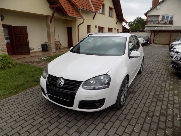 Volkswagen Golf 1.4 TSi Sportline GT