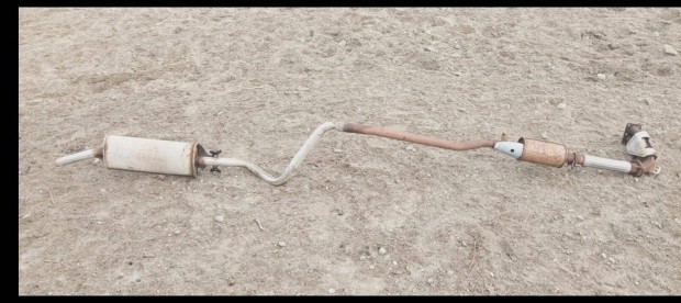 Volkswagen Golf 1.5 D kipufog elad