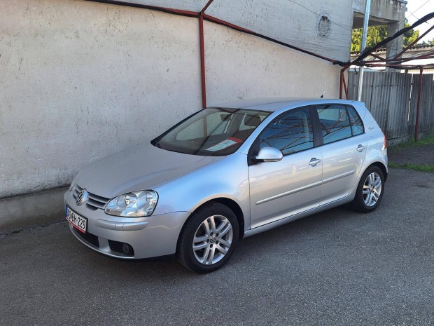 Volkswagen Golf 1.6 Comfortline