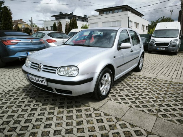 Volkswagen Golf 1.6 Edition