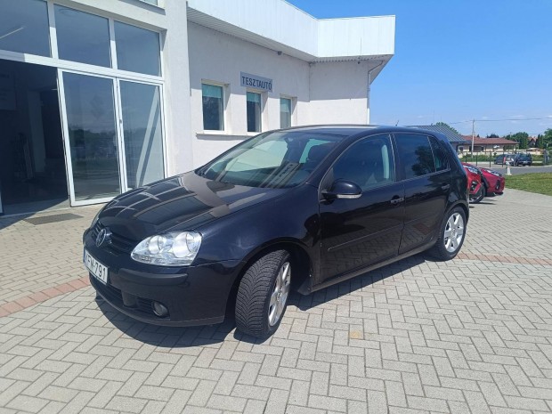 Volkswagen Golf 1.6 Trendline