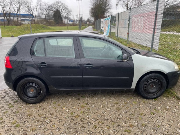 Volkswagen Golf 2.0 fsi