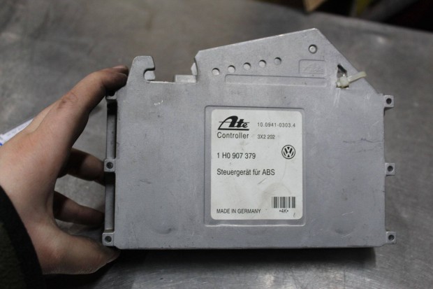 Volkswagen Golf 3 1993-1999 ABS vezérlő 1H0907379