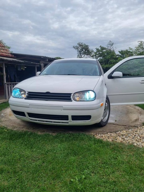 Volkswagen Golf 4