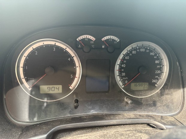 Volkswagen Golf 4 Bora krmkeretes racsoport mszerfal