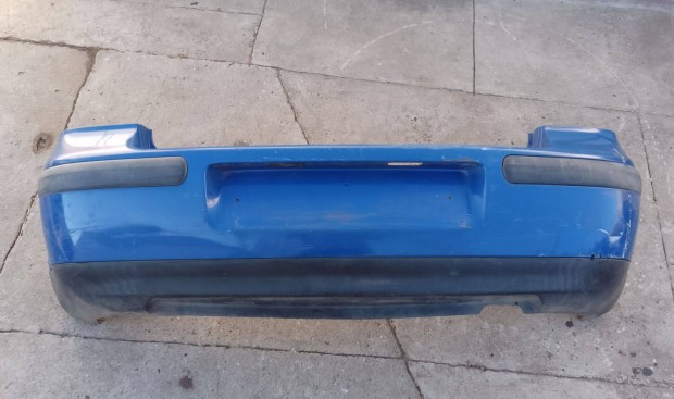 Volkswagen Golf 4, h�ts� l�kh�r�t�. Szem�lyesen