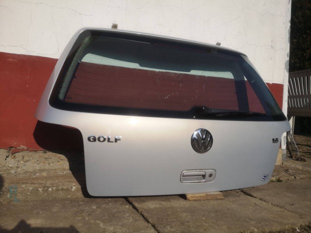 Volkswagen Golf 4 csomagtrajt