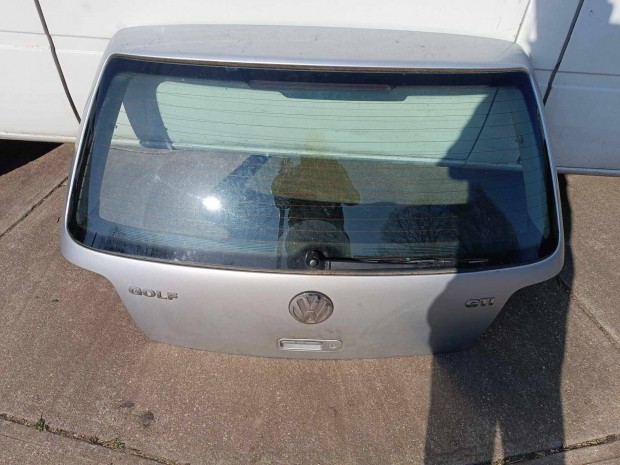 Volkswagen Golf 4 csomagt�rajt� , csomagt�r ajt�