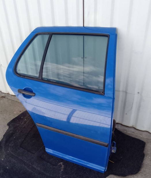 Volkswagen Golf 4 jobb hts ajt. Szemlyesen