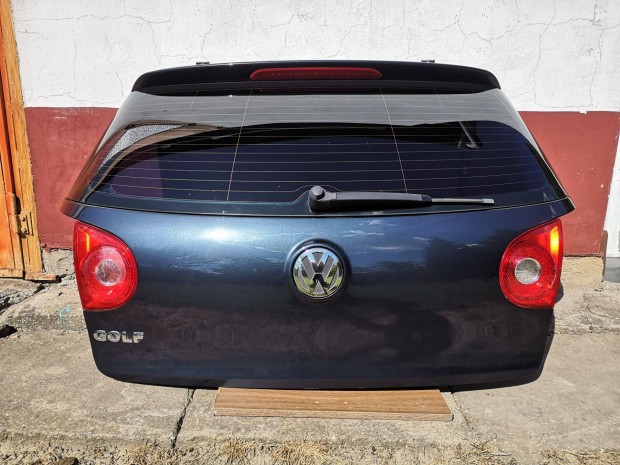 Volkswagen Golf 5 csomagtérajtó