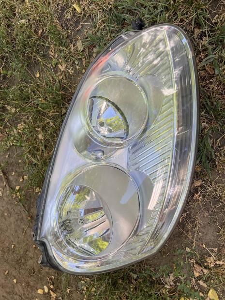 Volkswagen Golf 5 jobb első fényszóró