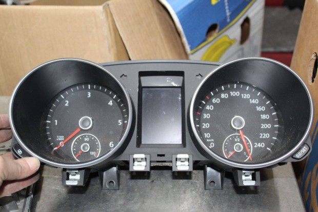 Volkswagen Golf 6 2008-2012 óracsoport 5K0920862A