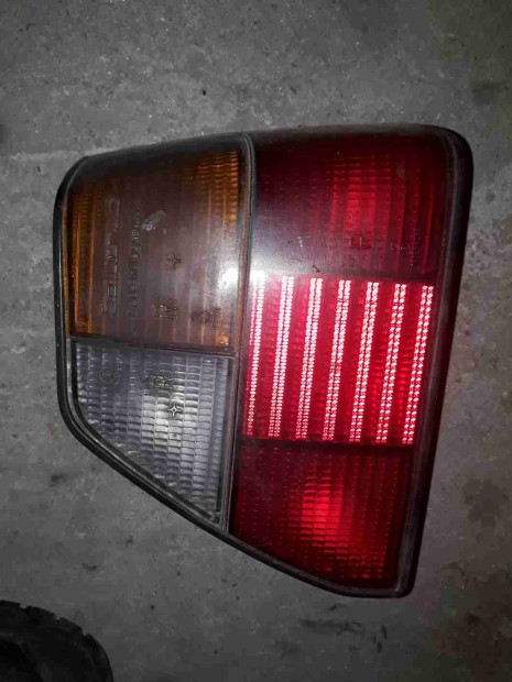 Volkswagen Golf II Jobb Hátsó Lámpa