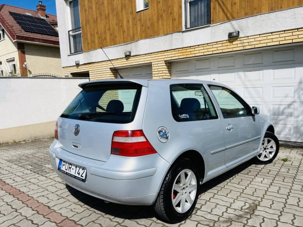 Volkswagen Golf IV 1.4 Euro Comfortline Megkm...