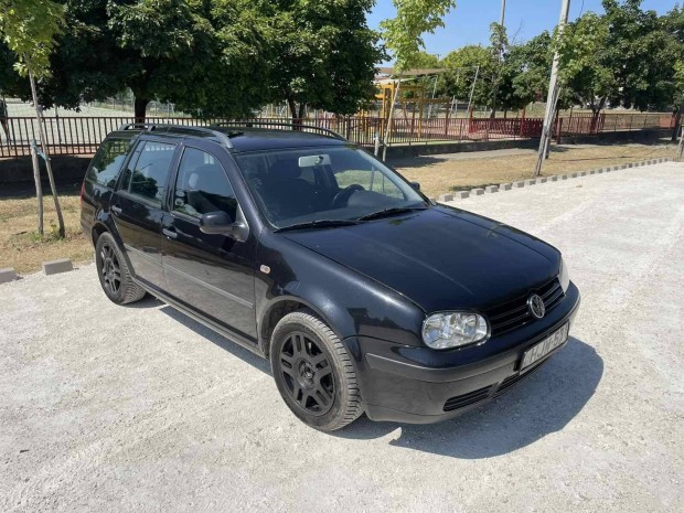 Volkswagen Golf IV 1.6 25 év