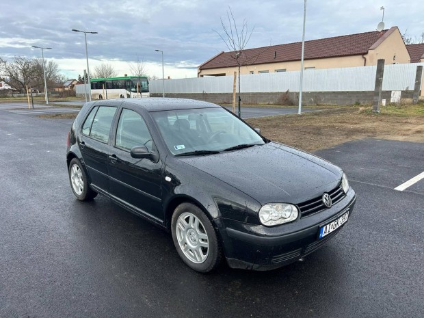 Volkswagen Golf IV 1.6 Comfortline Friss Mszaki