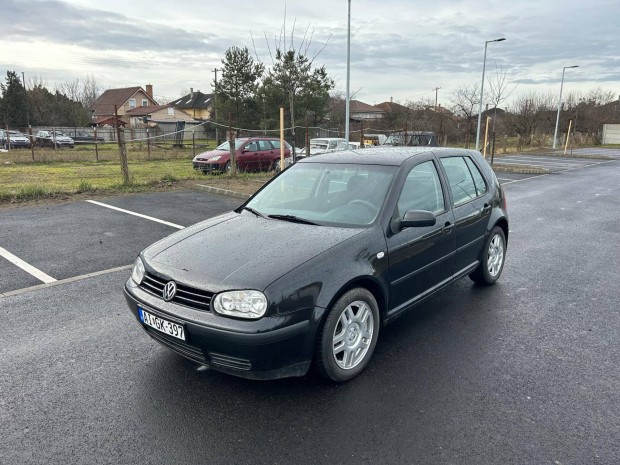 Volkswagen Golf IV 1.6 Comfortline Friss Mszaki