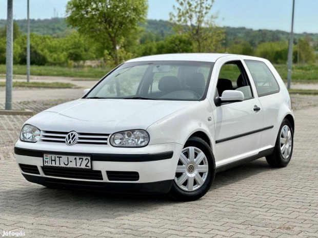 Volkswagen Golf IV 1.6 Edition