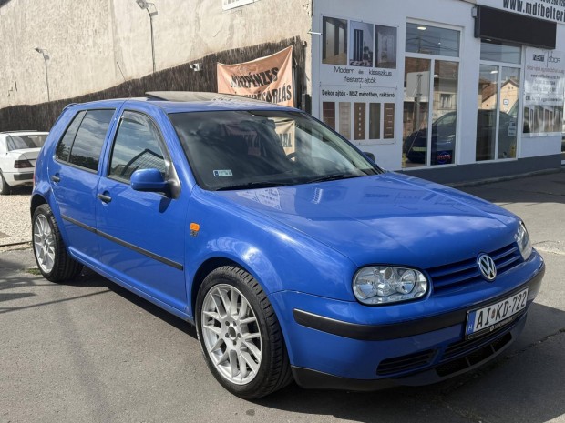 Volkswagen Golf IV 1.6 SR-motoros!