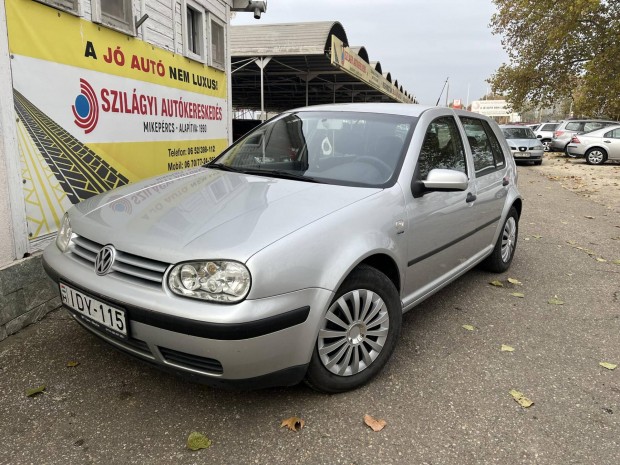 Volkswagen Golf IV 1.6 Trendline ITT s Most AK...