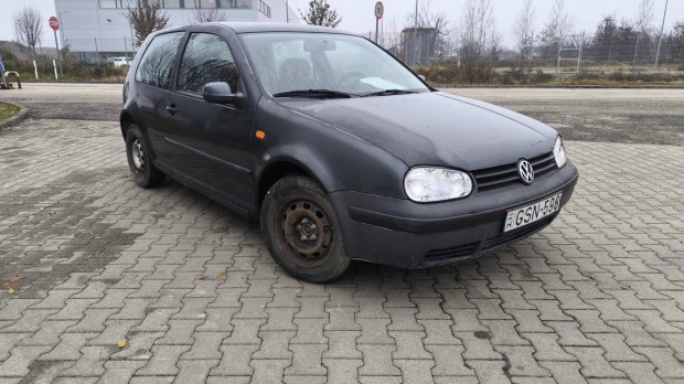 Volkswagen Golf IV 1.6 (Automata)