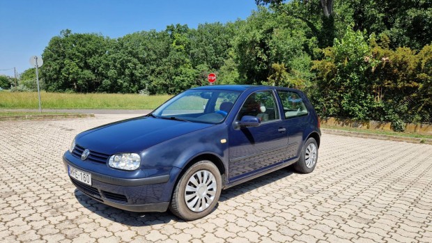 Volkswagen Golf IV 1.8 Comfortline 20V Műszaki...