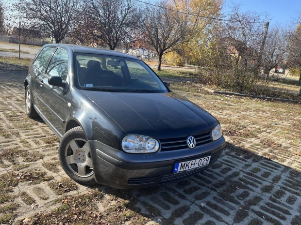 Volkswagen Golf IV 1.9 PD TDi Comfortline