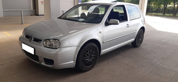Volkswagen Golf IV 2.0 Highline vezetett szerviz