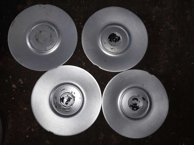 Volkswagen Golf IV Felni Kupak Szett